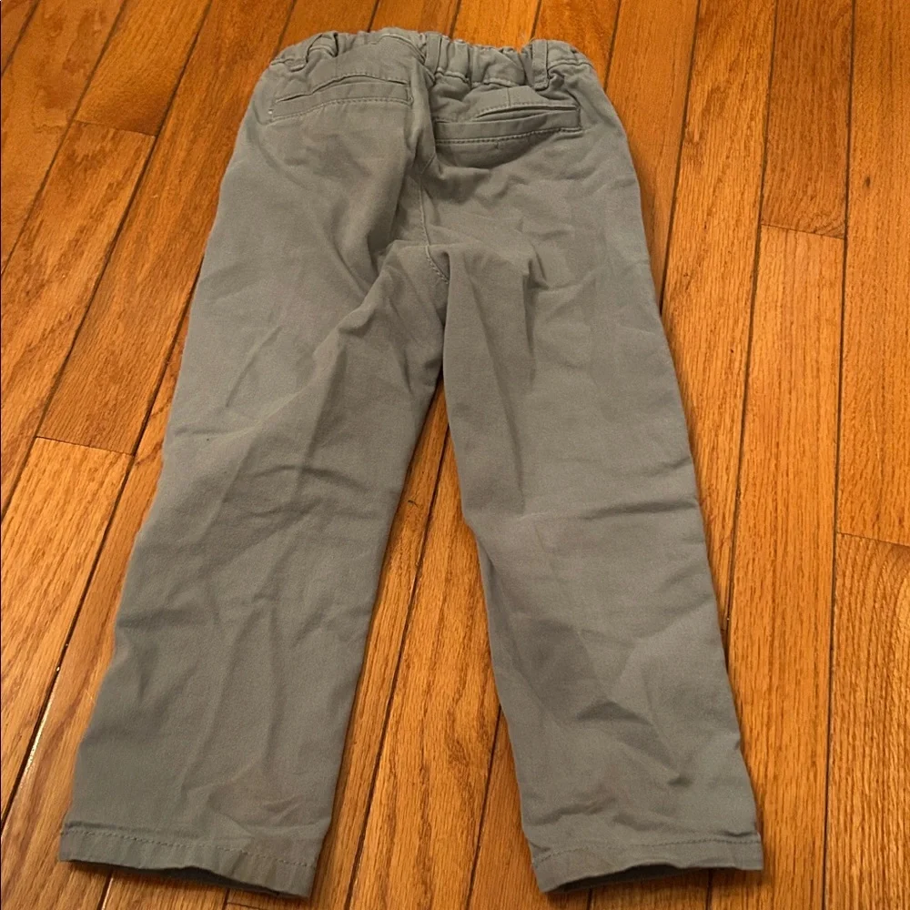 5/$20 The Childrens Place Gray Khaki Pants Toddler Boys 3T